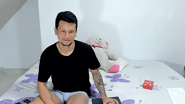 HannaSexMatheuw online show from August 2026 11:48:02 AM