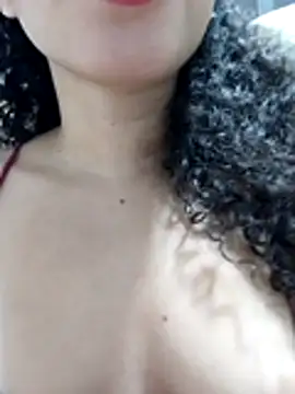 venuseyes25 online show from June 2026 03:06:02 AM