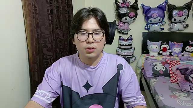 Snapshot of kuromi_boy chatting on June 2026 06:03:02 AM kuromi boy online show from June 2026 06:03:02 AM