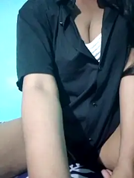 Cute-Ishita online show from June 2026 09:50:02 PM