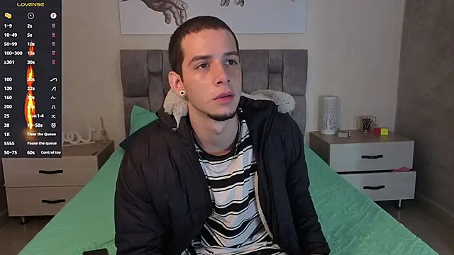 isaacblaze  online show from June 2026 03:52:02 AM