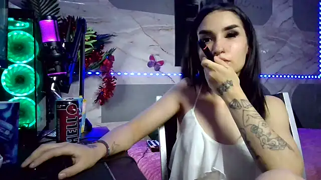 Snapshot of BunnyBliss2 chatting on June 2026 09:39:01 PM BunnyBliss2 online show from June 2026 09:39:01 PM