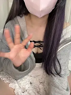 luna sleepy online show from May 2026 02:37:01 PM