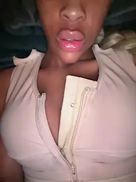 Snapshot of Africandollxxx chatting on July 2026 01:08:01 AM Africandollxxx online show from July 2026 01:08:01 AM