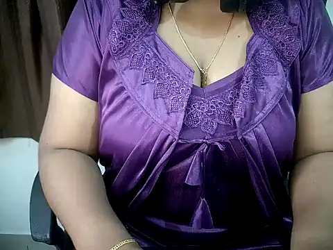 Snapshot of MALLU_WAVEZZZ chatting on June 2026 03:14:02 PM MALLU WAVEZZZ online show from June 2026 03:14:02 PM