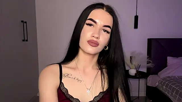 Snapshot of KarieEgge chatting on June 2026 03:06:02 PM KarieEgge online show from June 2026 03:06:02 PM
