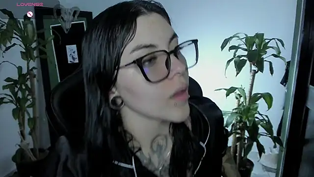 MissCharlottte 18 online show from July 2026 05:32:02 AM
