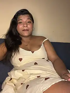 Kitttooo online show from July 2026 11:42:02 PM