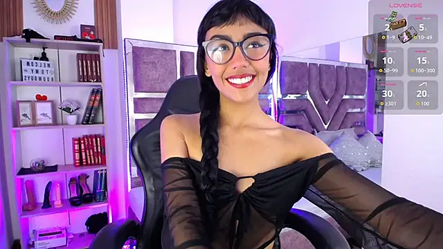 Violett Gardenn online show from June 2026 11:31:01 AM