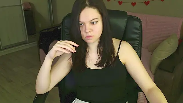 DelarySong online show from May 2026 07:08:02 PM