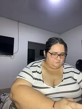 marianacooper1234 online show from July 2026 02:03:01 AM