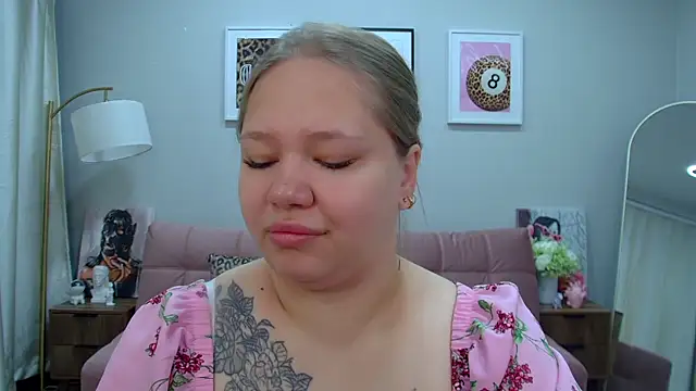 DianaKristol online show from July 2026 06:27:01 AM