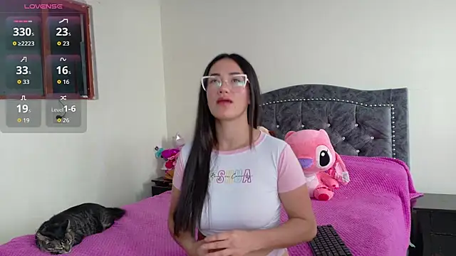 cami suarez online show from May 2026 12:36:02 PM