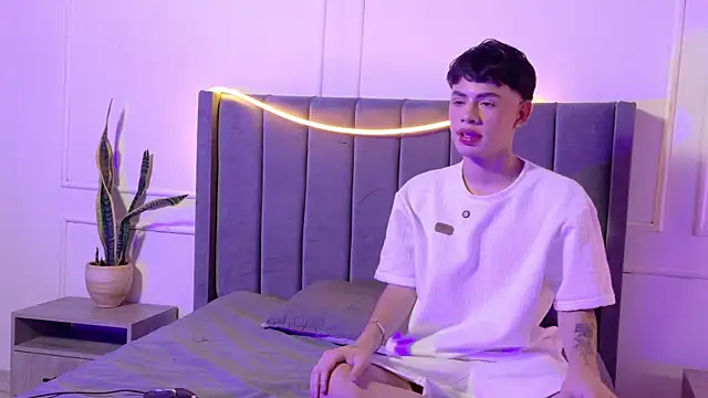Zeyn smith online show from May 2026 01:30:01 PM