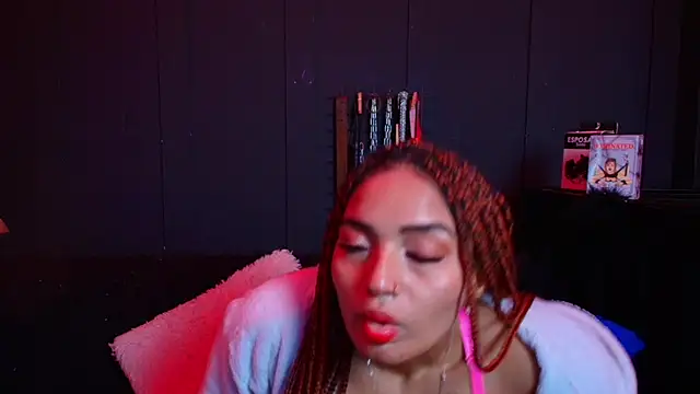 Snapshot of Briana_pratt chatting on May 2026 01:07:02 PM Briana pratt online show from May 2026 01:07:02 PM