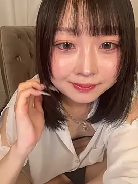 Snapshot of yu_nya chatting on May 2026 04:18:01 AM yu nya online show from May 2026 04:18:01 AM