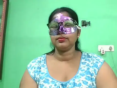 Kavya17 online show from July 2026 01:56:01 PM