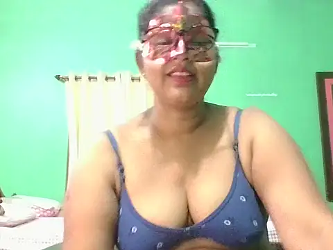 Kavya17 online show from July 2026 09:39:01 AM