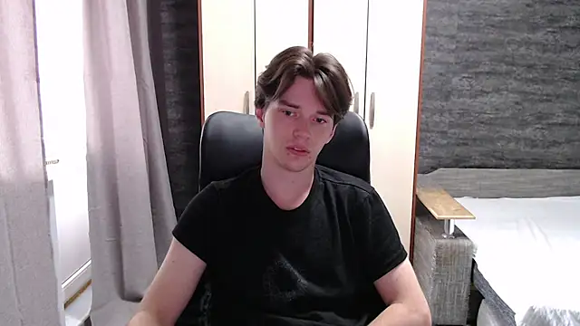 arthur   king online show from July 2026 01:04:02 PM