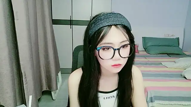 Snapshot of xiaoxiaoyu030 chatting on May 2026 10:21:01 AM xiaoxiaoyu030 online show from May 2026 10:21:01 AM