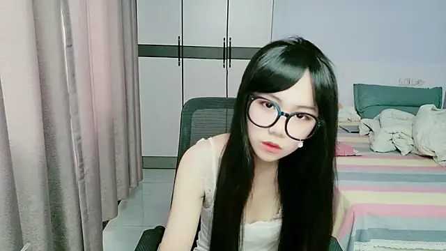 Snapshot of xiaoxiaoyu030 chatting on June 2026 09:01:02 AM xiaoxiaoyu030 online show from June 2026 09:01:02 AM
