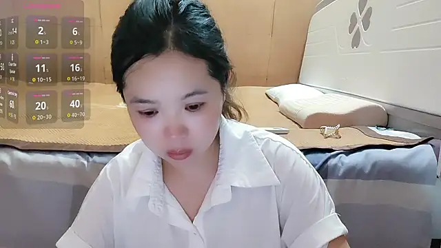 Snapshot of F-Yingying chatting on June 2026 05:32:02 AM F-Yingying online show from June 2026 05:32:02 AM