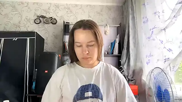 KathyrnEdmison online show from June 2026 05:13:02 AM