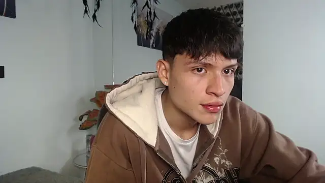 Snapshot of drago_ivan chatting on May 2026 12:12:01 PM drago ivan online show from May 2026 12:12:01 PM