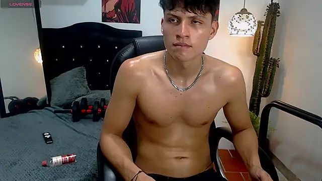 Snapshot of drago_ivan chatting on May 2026 08:36:01 PM drago ivan online show from May 2026 08:36:01 PM