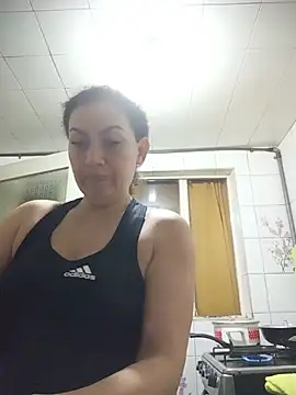 paulett15 online show from July 2026 02:23:02 PM