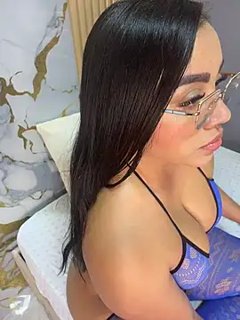Snapshot of emily-Hornyy chatting on July 2026 12:33:02 PM emily-Hornyy online show from July 2026 12:33:02 PM