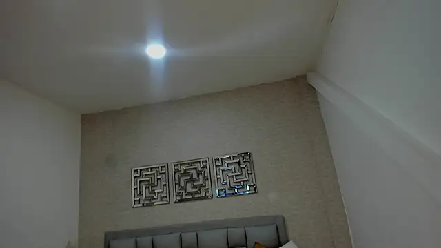 luna25   online show from May 2026 11:40:01 AM