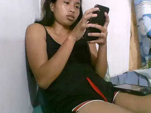 Snapshot of PinayBlackbeauty_18-18 chatting on July 2026 10:45:01 AM PinayBlackbeauty 18-18 online show from July 2026 10:45:01 AM