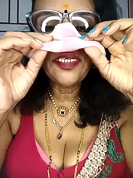 Snapshot of Kannada_telugu_lesbians chatting on June 2026 05:12:01 AM Kannada telugu lesbians online show from June 2026 05:12:01 AM