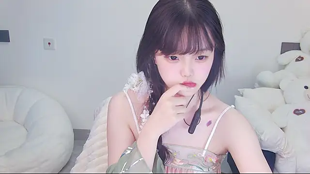 Snapshot of Evil-Bunny007 chatting on May 2026 11:29:01 AM Evil-Bunny007 online show from May 2026 11:29:01 AM