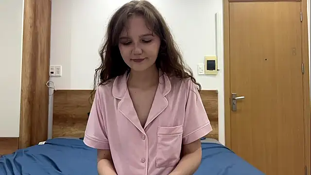 MarryWish1 online show from May 2026 01:06:01 PM
