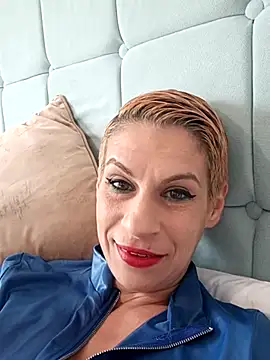 KittyDesiree online show from July 2026 04:22:02 PM