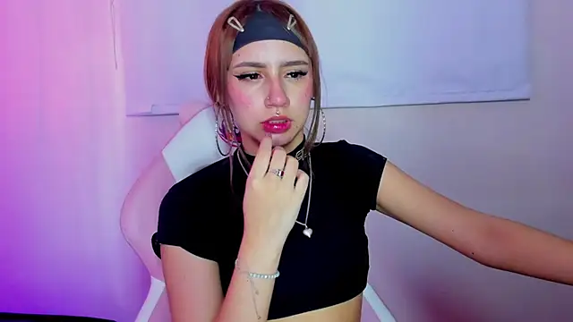 Snapshot of leri_rose_ chatting on June 2026 11:59:02 AM leri rose online show from June 2026 11:59:02 AM