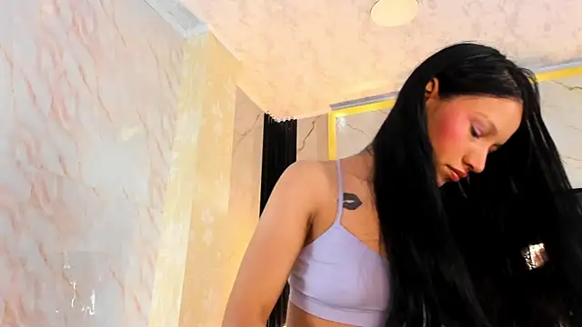 SophiieCalloway1 online show from May 2026 02:24:01 PM