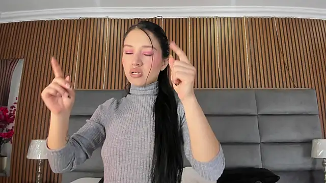 SophiieCalloway1 online show from July 2026 02:10:01 PM