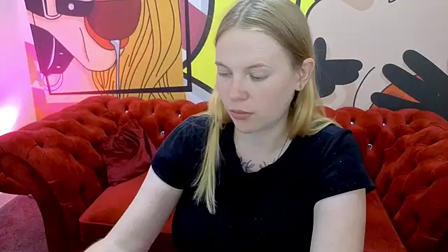 Snapshot of NikkyReyyy chatting on July 2026 06:07:01 AM NikkyReyyy online show from July 2026 06:07:01 AM
