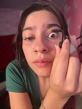 Snapshot of Stefany_LS chatting on May 2026 01:10:02 PM Stefany LS online show from May 2026 01:10:02 PM