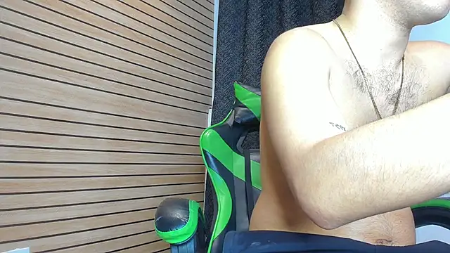 Brandoncrew online show from May 2026 06:08:01 AM