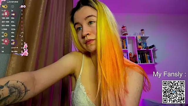 Emilya201 online show from June 2026 10:12:02 PM