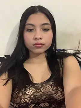 Paula-sinz online show from July 2026 11:00:01 PM