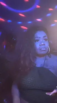 Snapshot of NailGoddessnow chatting on January 2025 04:02:01 AM NailGoddessnow online show from January 2025 04:02:01 AM