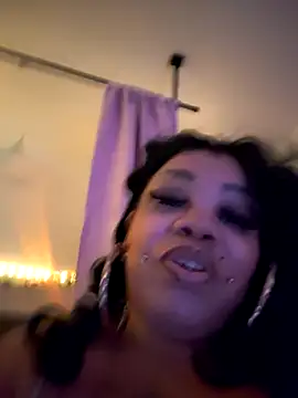 Snapshot of NailGoddessnow chatting on December 2025 06:52:01 AM NailGoddessnow online show from December 2025 06:52:01 AM