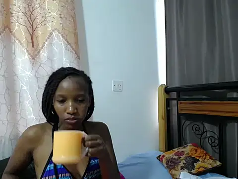 Snapshot of KittyFay chatting on May 2026 09:06:01 AM KittyFay online show from May 2026 09:06:01 AM