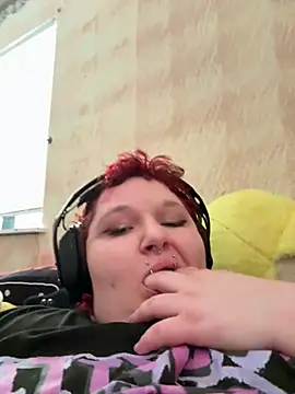 bigtiteclipse online show from May 2026 11:02:01 PM