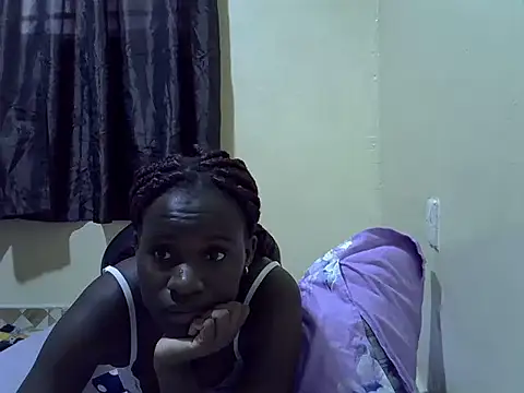 Snapshot of Gorgeous-maya chatting on June 2026 02:33:01 PM Gorgeous-maya online show from June 2026 02:33:01 PM